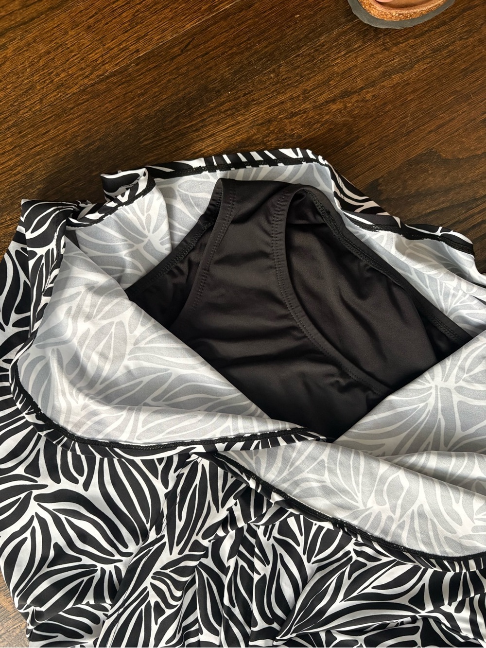 Lands' End Women's Tulip Wrap Swim Dress with Tummy Control XXL - Picture 4 of 7